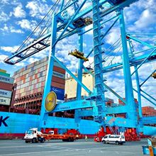 �W�޿��������p����������КWӢ�·����羳��܇�����\ݔ���H����