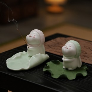 Cute Little Rabbit Ceramic Aromatherapy Stove Ornaments Soft and Cute Healing Tea Pet Gifts Home Indoor Incense Stick Sandalwood Stove