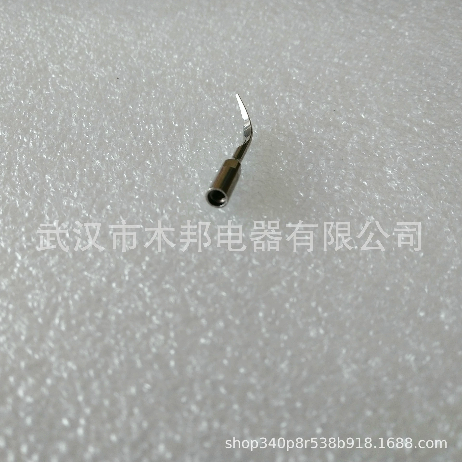 Ультразвуковая стиральная машина для домашних животных Ультразвуковая стиральная машина Ультразвуковой скалер Рабочий наконечник Головка ножа может распыить воду непригодный серии UDS EMS