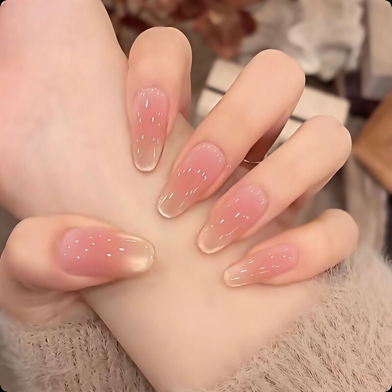 Milky Apricot Color Manicure, Moisturizing and Brightening, Oval-Shaped Gradient Cat-Eye Effect, Natural Brightening and Elegant Look, Must-Have Short Style Press-On Nails