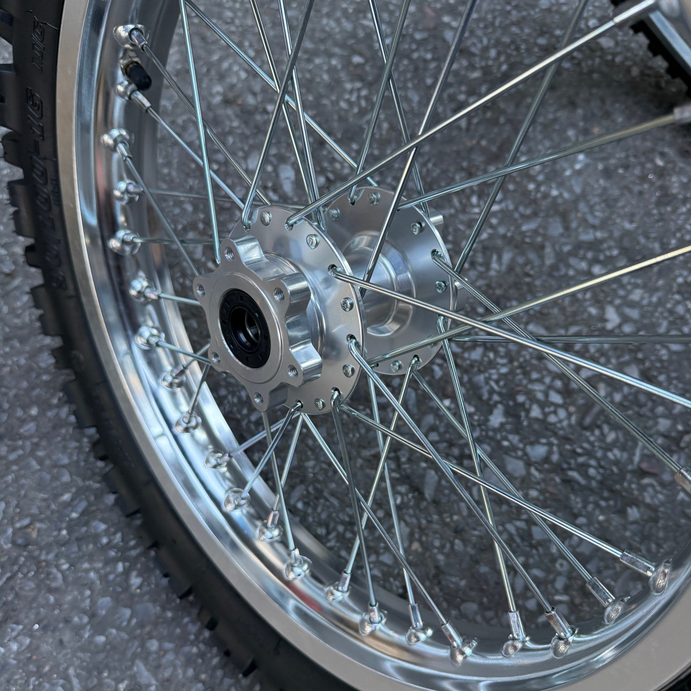 Suitable for Talaria Stingler 8.0 modified front 19-inch and rear 16-inch off-road tire wheel set