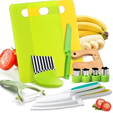 厂家直供新13件套安全工具水果刀早教过家家玩具儿童塑料刀具套装