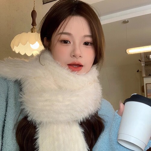 Plush scarf for women winter 2024 new Korean style versatile thickened cold-proof and warm imitation mink scarf white student