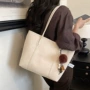 新款大容量女式时尚单肩包