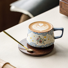 �໨��ʯ�t�R�����w���ȱ��������b�մɾ������F������豭��ˮ