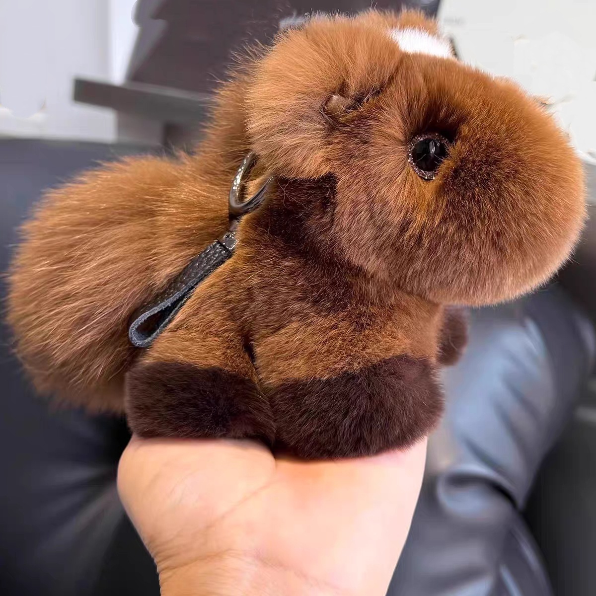 Peluza de ardilla adorable pony llaves de automóvil muñeca de peluche para atraer la fortuna pony bolsas colgantes