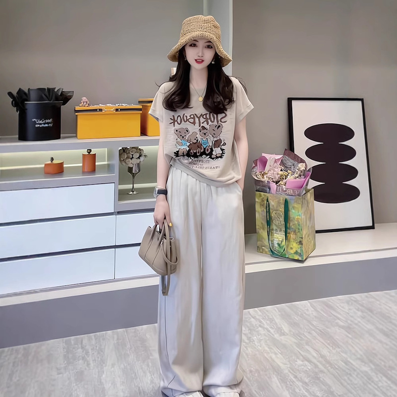 Playful and Cute Casual Sports Suit for Women in Summer, Lively, Age-Reducing and Slimming Look Short-Sleeved T-Shirt, Ice Silk Wide-Leg Pants Two-Piece Set Playful and Cute Casual Sports Suit for Women in Summer, Lively, Age-Reducing and Slimming Look Short-Sleeved T-Shirt, Ice Silk Wide-Leg Pants Two-Piece Set