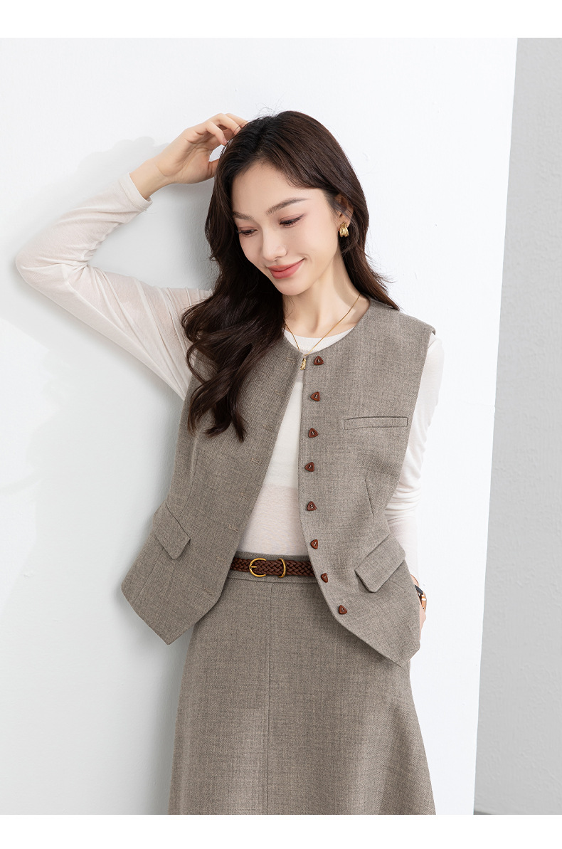 Bộ vest áo gile và chân váy dài thắt eo thanh lịch — 65.762 - 1 m màu hạnh nhân - nửa váy chi tiết 17