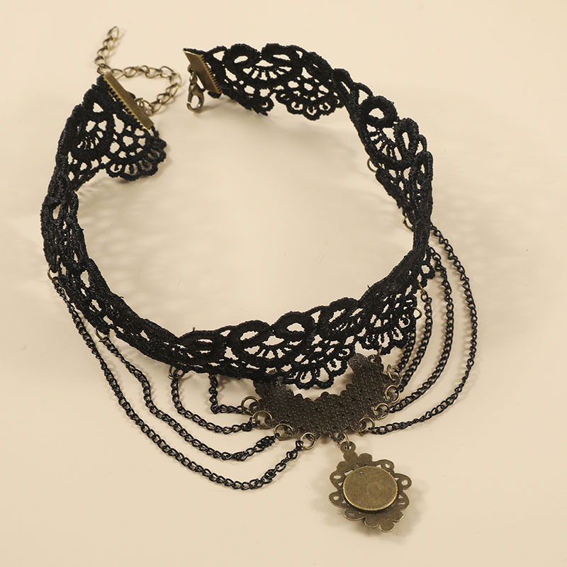 Gothic Style Simple Hollow-out Chain Multi-layer Lace Necklac display picture 4