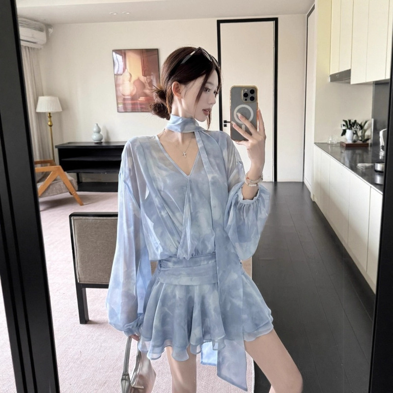 Plus Size French Floral Dress Women's 2025 Autum Retro Short Pleated Skirt Fat mm Long-Sleeved Chiffon Skirt