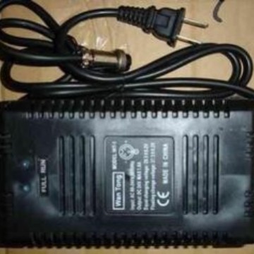 电动自行车36V/电动车的圆头充电器/电动滑板车
