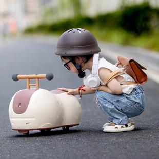 Internet Celebrity Peanut Car Yo-Yo Car for 1-3 Year Old Children, Boys and Girls, Anti-Rollover Scooter