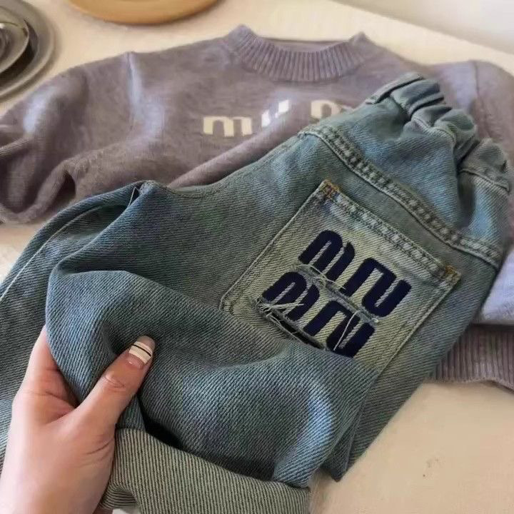 Nuevos pantalones de jeans infantiles Chunbao estilo de moda coreano pantalones recto para niños y niñas pantalones de letras jeans ropa infantil image 3