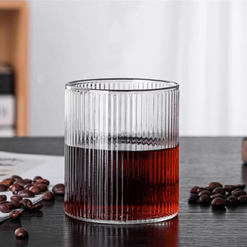 Fábrica creativa patrón vertical de vidrio taza de agua abierta taza de café de vidrio borosilicato leche caliente y fría desayuno taza de leche