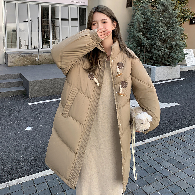 Clothes de algodón de corn de buey para mujeres más de la rodilla 2024 nuevo estilo de collar de pan chaqueta de algodón de invierno abrigo de algodón plumón