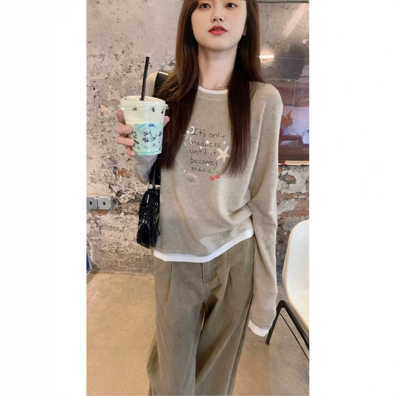 Fake two-piece round-neck long-sleeve t-shirt, 2026 autumn and winter new style, brushed fabric, loose fit, casual and relaxed look top