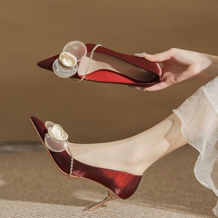 Xiuhe Wedding Shoes for Women 2025 New Bridal Shoes Satin Chinese-Style Wedding Shoes Floral Red High Heels with Thin Heels Xiuhe Wedding Shoes for Women 2025 New Bridal Shoes Satin Chinese-Style Wedding Shoes Floral Red High Heels with Thin Heels