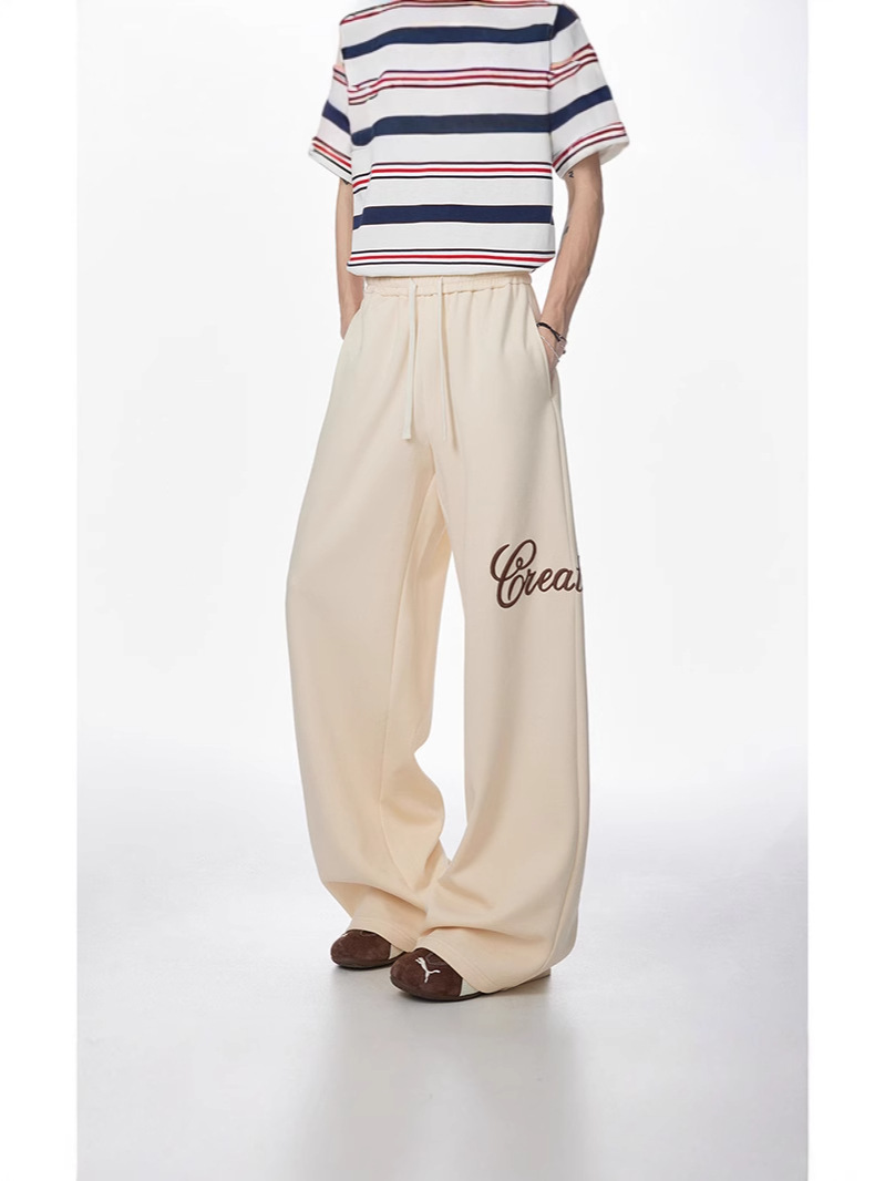 Trousers for leisure
