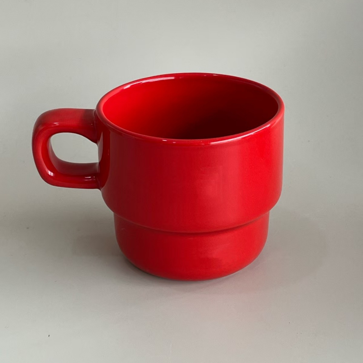 Tazas apilables de cerámica estilo Ins con LOGO de diseño personalizado, tazas de alto valor para eventos de inauguración, tazas de regalo, tazas de café.