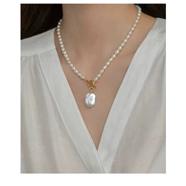 天然珍珠项饰;项链;天然珍珠耳饰