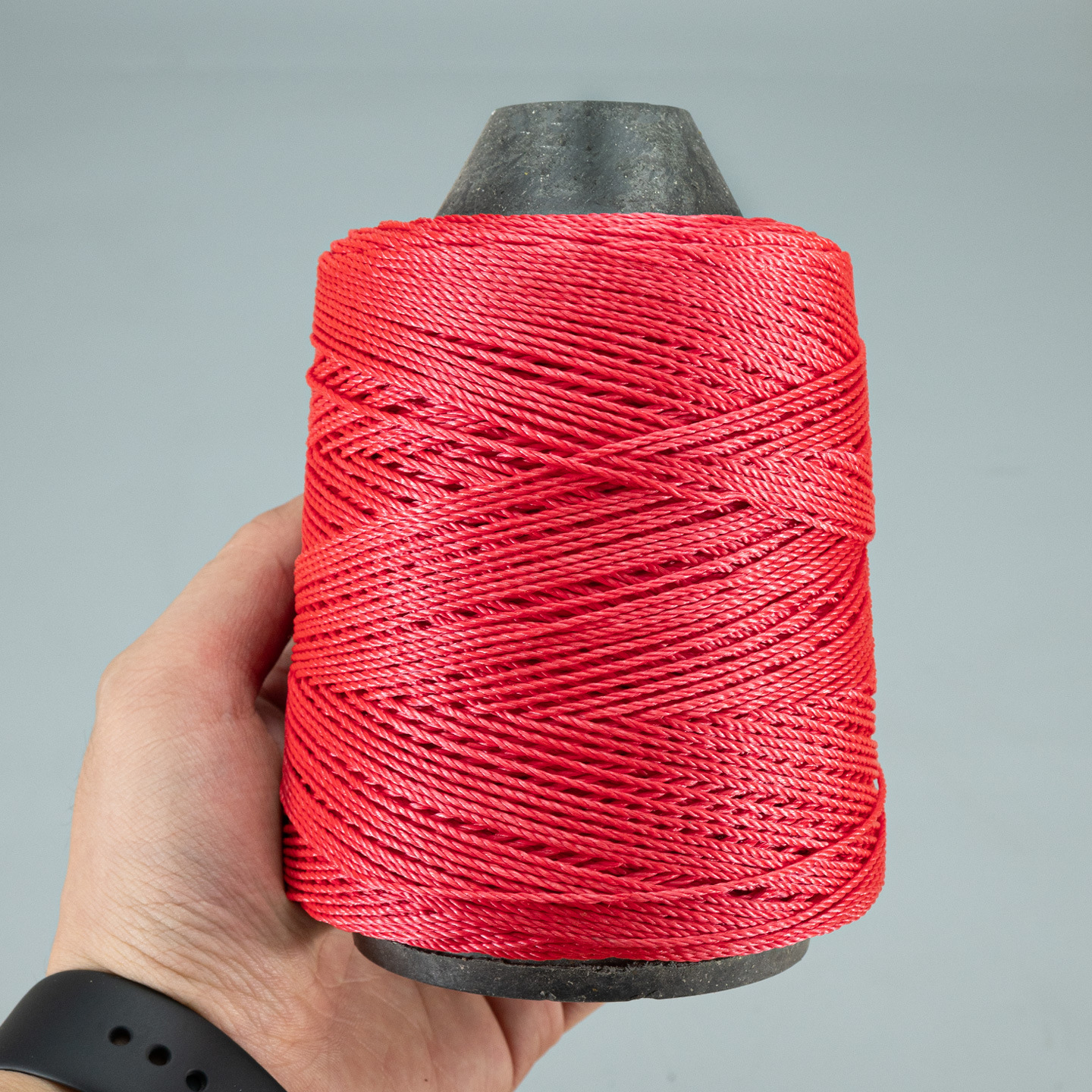 빨간색 나일론 실 250g (약 250m)