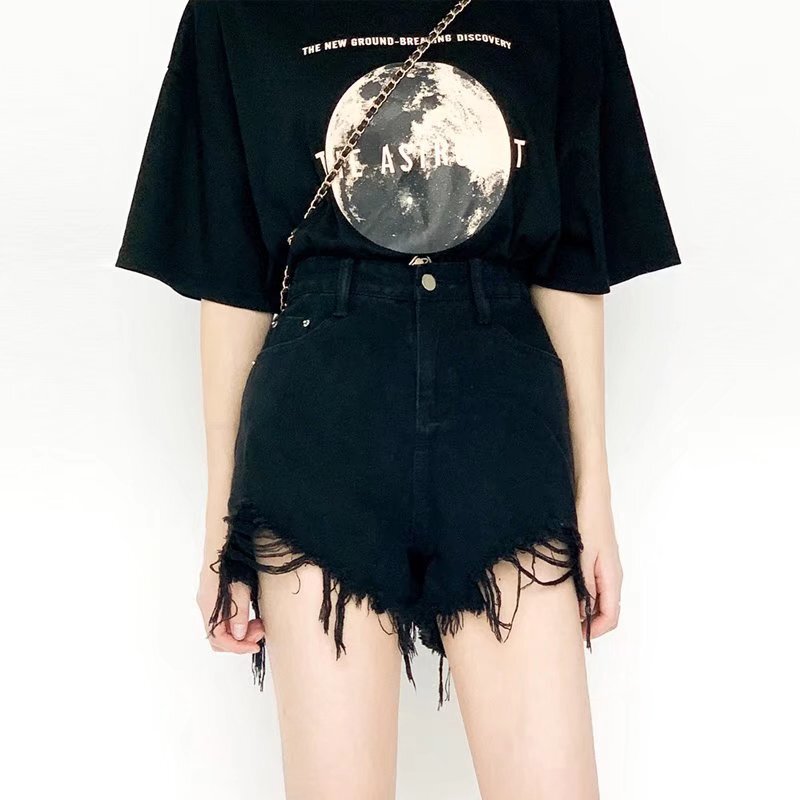 Black ripped frayed Denim shorts women's summer hot girl elastic loose fat sister mm plus size high waist slimming hot pants Black ripped frayed Denim shorts women's summer hot girl elastic loose fat sister mm plus size high waist slimming hot pants
