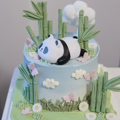 かわいいパンダのケーキの装飾の置物の漫画のパンダの樹脂の工芸品の誕生日の小さいプレゼントは装飾の部品を焼きます。