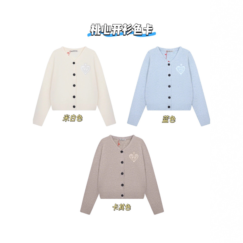 Top Version Maedi Peach Heart Embroidered Star Same Style Versatile Layered Casual Elegant V Neck Knitwear Cardigan Top Version Maedi Peach Heart Embroidered Star Same Style Versatile Layered Casual Elegant V Neck Knitwear Cardigan