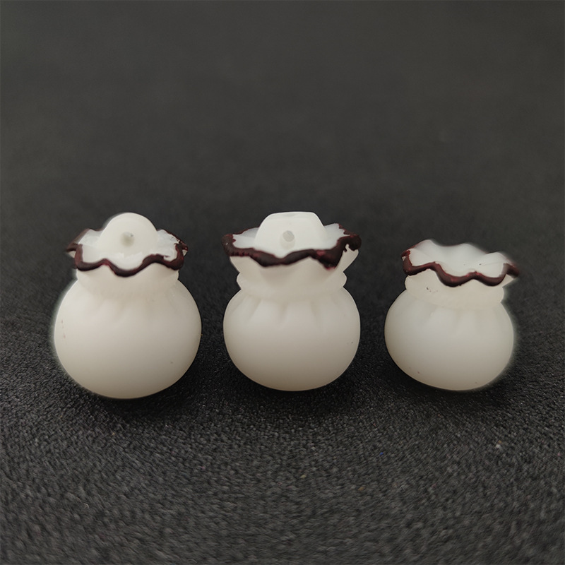 Lace purse porcelain white imitation White Jade Bodhi resin Keychain Car Accessories gift pendant explosion wholesale