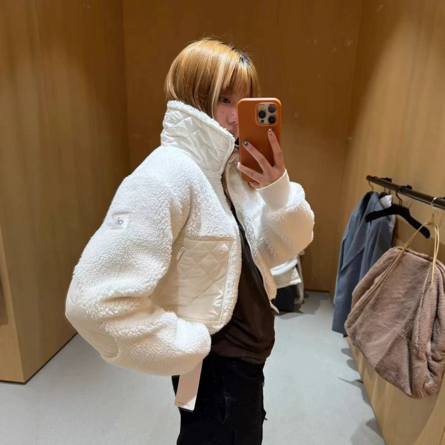 В наличии, осенне-зимняя короткая куртка из овечьей шерсти, женское пальто, толстое теплое спортивное повседневное пальто с воротником-стойкой на молнии