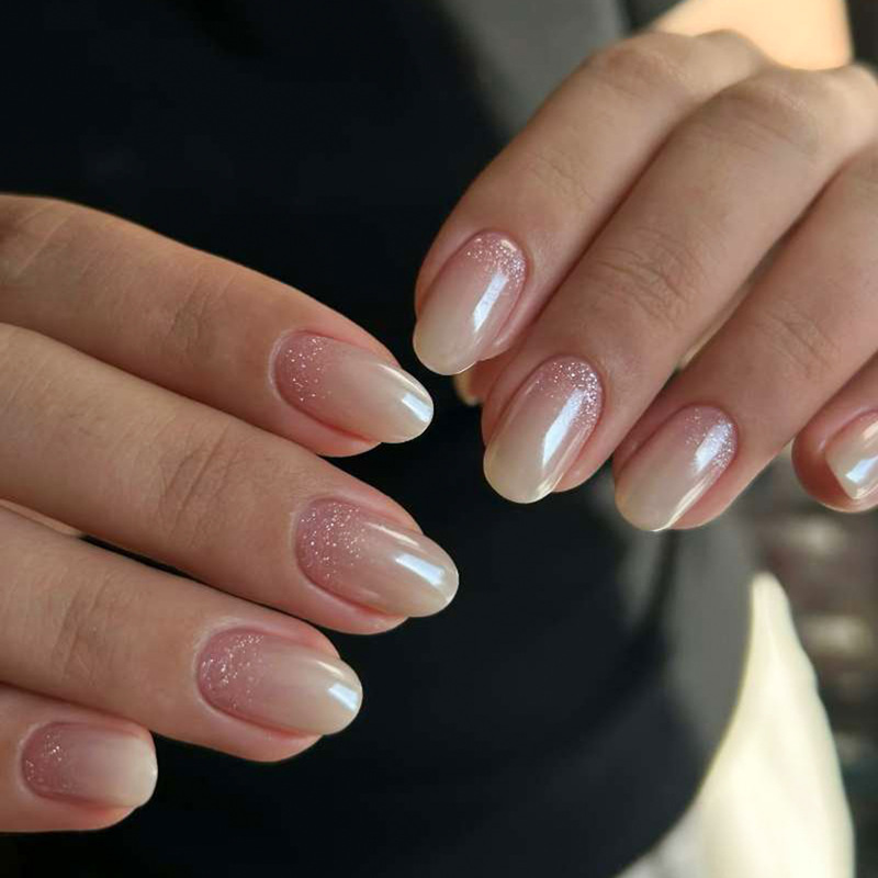 24 Pieces of Wearable Nails, Light Pink Electroplated Gradient White Medium Oval Fake Nails Wholesale Removable Manicure Nails 24 Pieces of Wearable Nails, Light Pink Electroplated Gradient White Medium Oval Fake Nails Wholesale Removable Manicure Nails