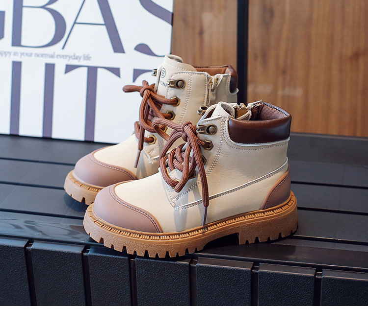 Barnens små gula stövlar 2023 höstnya pojkar engelska martinstövlar flickor korta stövlar enkla stövlar mellanstora_voghion.com