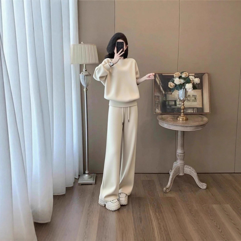 Popular Imitation Cotton Mamba Cotton Sports Set Casual Sports Suit Round Neck Stylish Sweatshirt Top Fashion Two-Piece Set Trendy