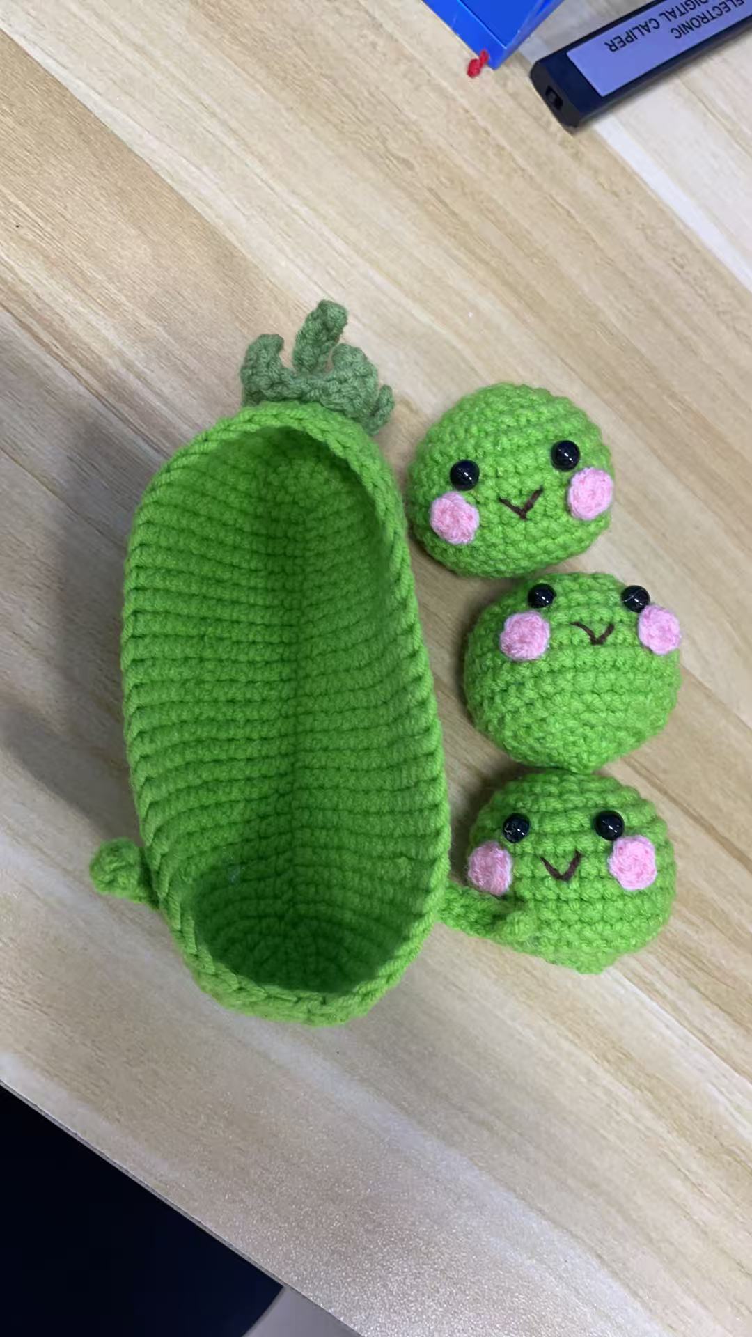 Amazon venta caliente tejida a mano de energía positiva muñeca de patata divertida expresión facial bolsa colgante decoración comercio exterior moda transfronteriza