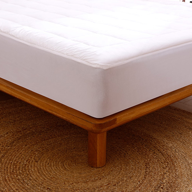 Amazon deseo transfronteriza colcha acolchada cubierta de polvo Simmons cubierta protectora antideslizante hoja de cama fabricante colchón colcha