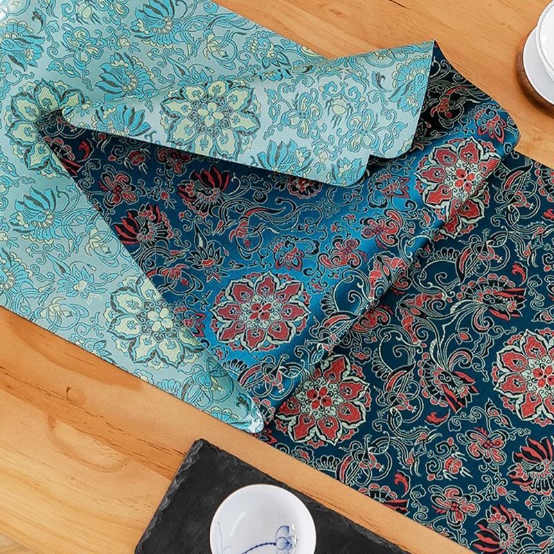 [업그레이드 된 두꺼운 방수] 진한 파란색 패턴 양면 브로케이드 테이블 러너