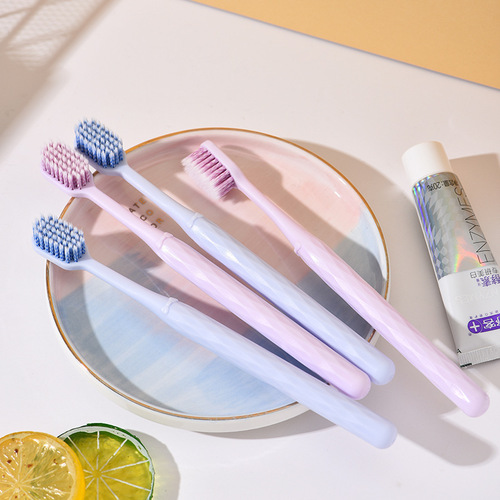 ORC Shuk Toothbrush and Toothpaste Travel Set for Adults, Couple's Style, Retail Chain Wholesale Bestseller