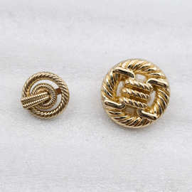 高品质衬衫金色纽扣春夏款麻花状镂空小扣子锌合金异形小手缝钮扣