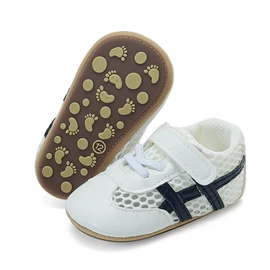 婴儿步前鞋;学步鞋;连身衣、爬服