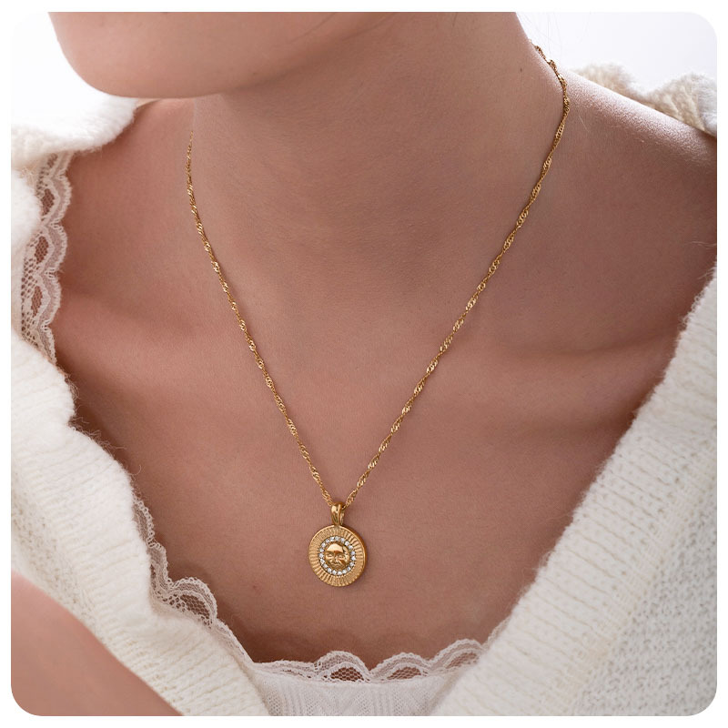 TENA Europa y América marca redonda moda personalidad cara collar de acero inoxidable mujer 18K oro titanio acero zinc cadena de suéter de piedra image 1