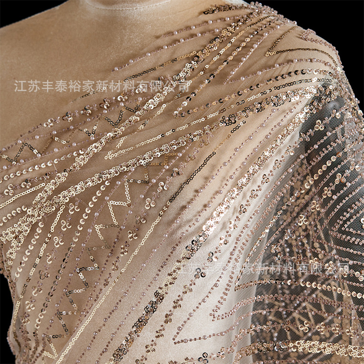 Luz de lujo dorado sequinilla cuentas de clavos tridimensionales perforación tela bordada cuentas de tela de boda de moda de alta gama