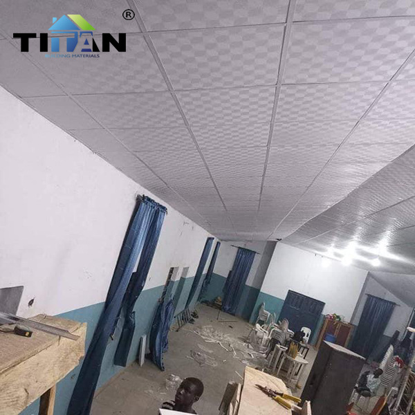 Tablero a prueba de humedad techo panel de yeso 600*600 techo gypsum ceiling de PVC