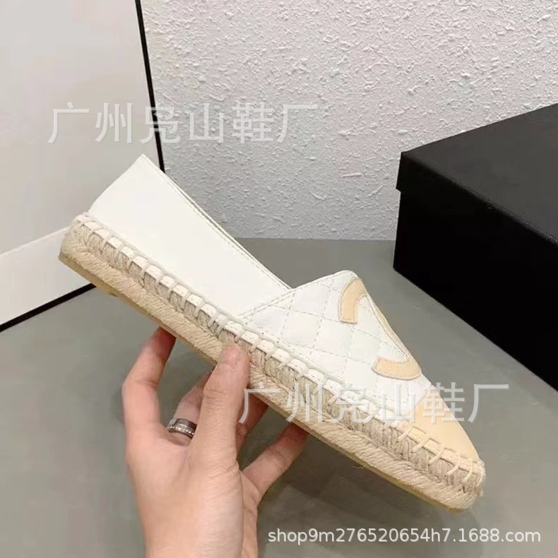 흰색 자수 살구 라벨