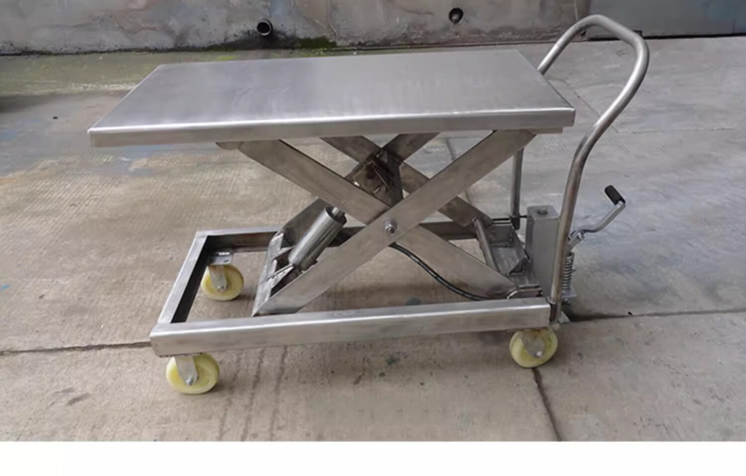 304 Stainless Steel Hydraulic Lift Platform Truck Pharmaceutical Food Lift Truck Mobile Small Trolley Lift