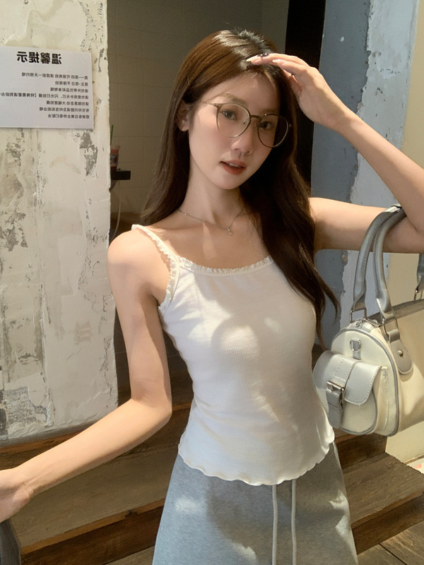 白色甜美蕾丝花边吊带背心女2025年夏季新款修身显瘦无袖内搭上衣|undefined