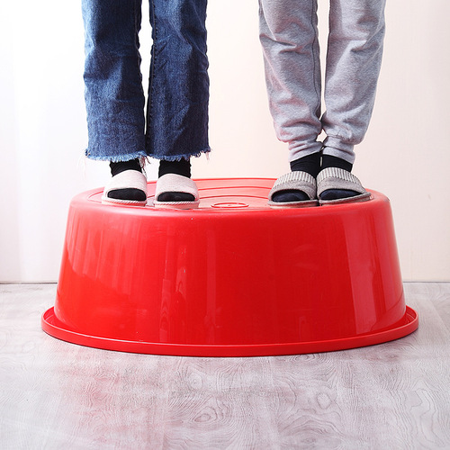 Thickened large plastic big red basin for washing vegetables and pickling large multi-purpose round laundry basin round basin bathing basin