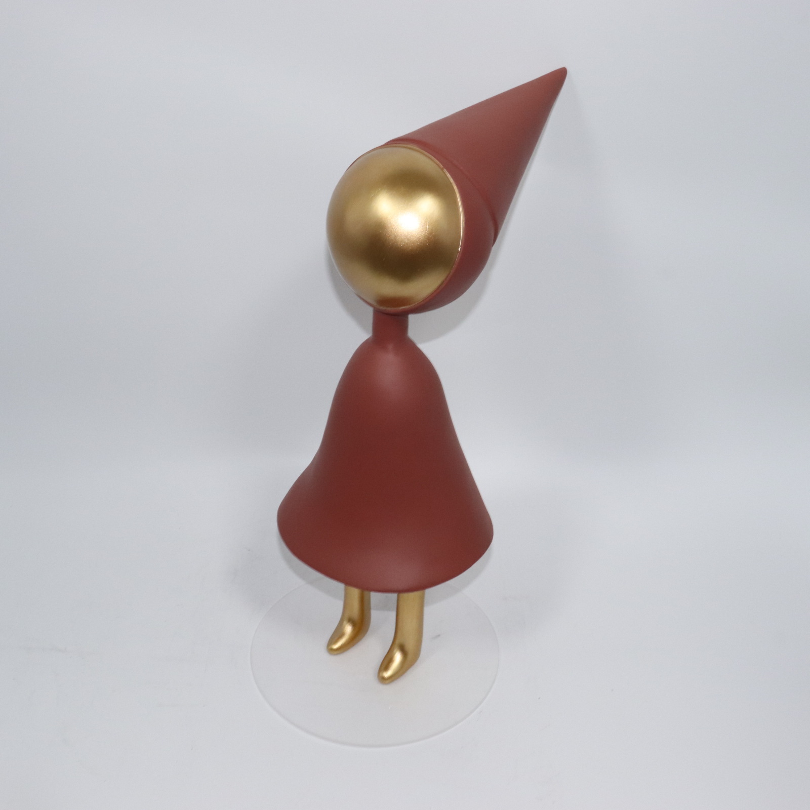 Standing light brown 20*35*46cm