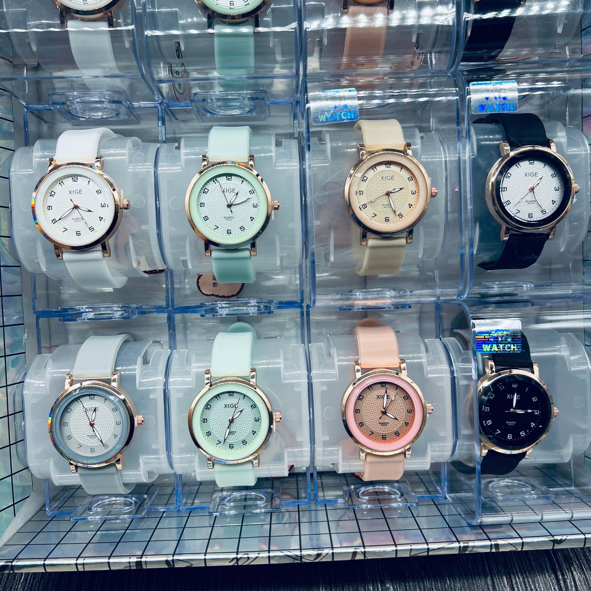 Reloj de cuarzo nuevo reloj electrónico LED coreano simple reloj de estudiante caja de plástico transparente reloj gran cantidad Congyo