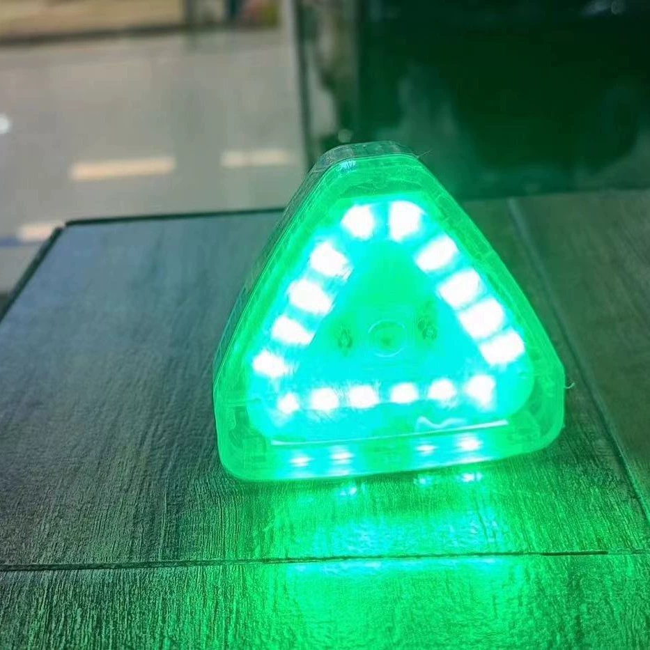 Флэш-фонарь самолета без проводки