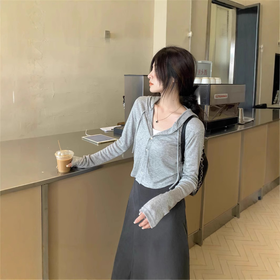 灰色防晒开衫女2025夏新款小个子修身连帽外套长袖短款上衣打底衫
